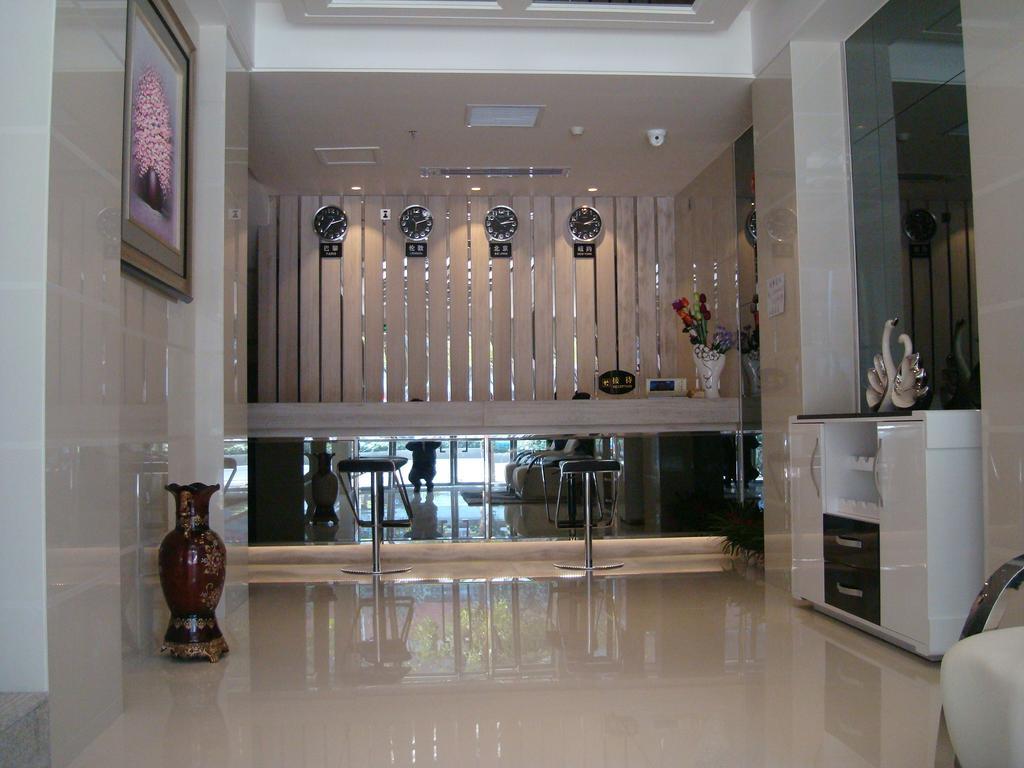 Shangyuan Chain Hotel Guangzhou Zhan Qian Road Екстериор снимка